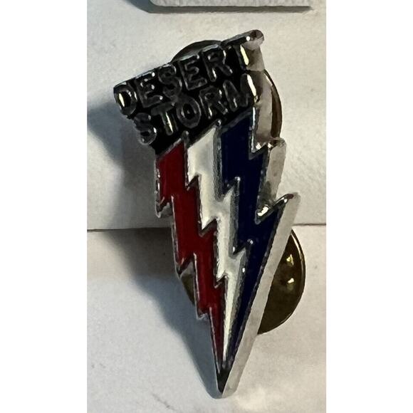 Pin Collectible Desert Storm Red White Blue Double Push Pins 1 Inch Silver Stone - Picture 1 of 3